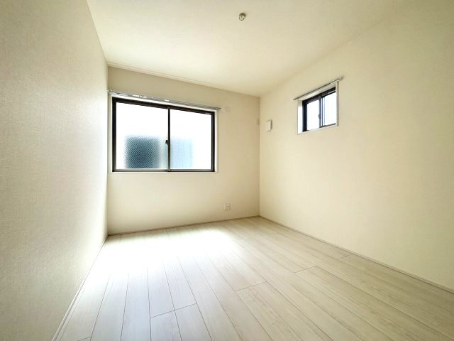 フジパレス戸建賃貸青山二丁目の洋室