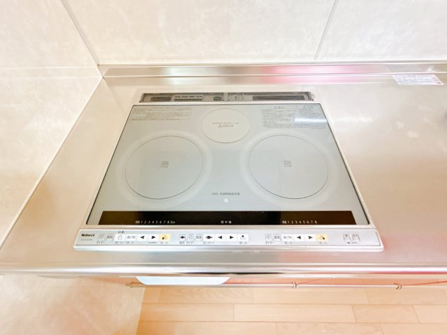 【キッチン】 | 紋別郡遠軽町南町１丁目３－２８　中古売家 | 【リフォーム後】IHコンロになります。