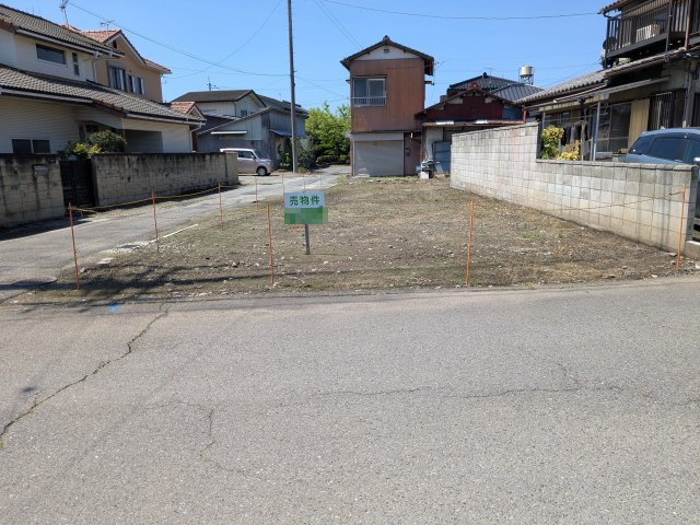 売土地　安中三丁目