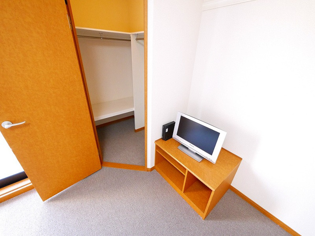 レオパレス南生駒の収納|ちょっとした収納スペースも充実しています