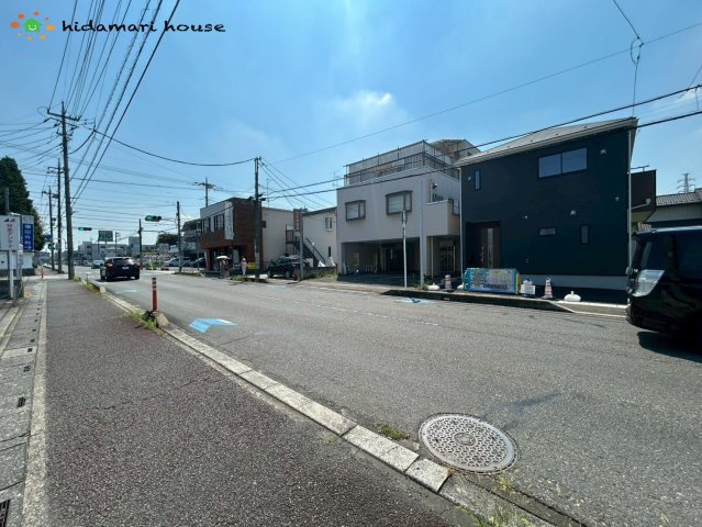 北区吉野町第12　新築戸建　クレイドルガーデン01の前面道路含む現地写真