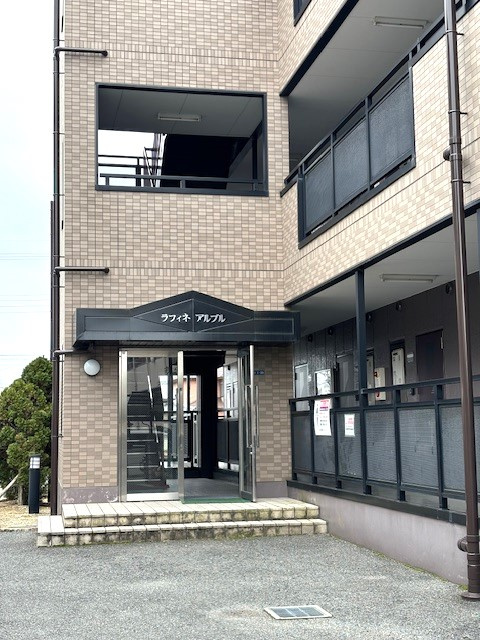 ラフィネアルブルの外観