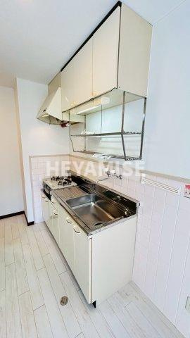Apartment Grus 銭座のキッチン