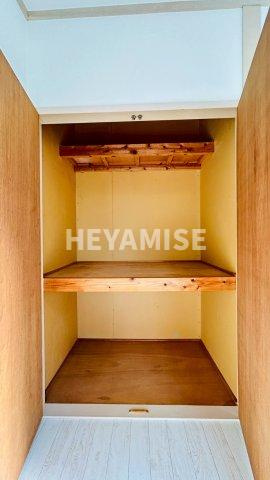 Apartment Grus 銭座の収納