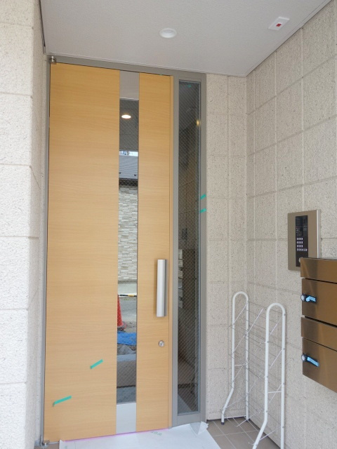 Ｌａ　Ｆｏｎｔｅのエントランス|★オートロック付きのエントランス★