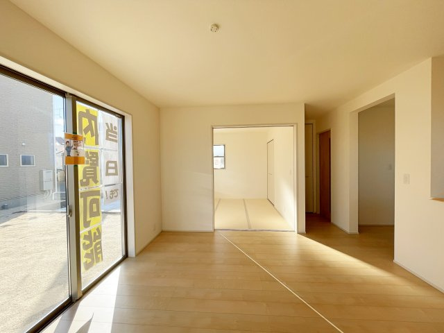 新築戸建・建売　いわき市平泉崎第8　Livele Garden　全8棟の前面道路含む現地写真