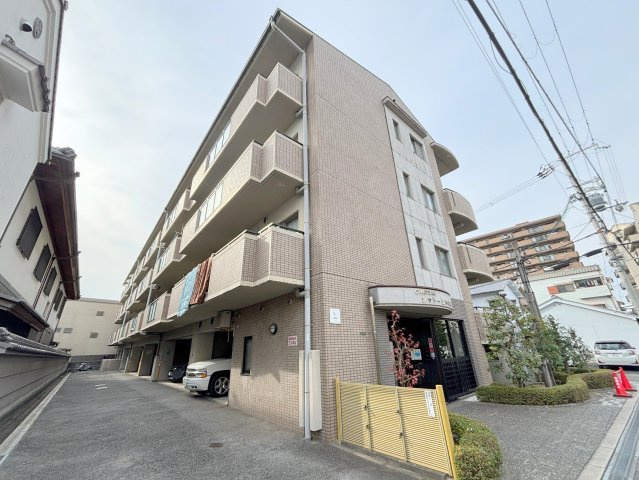 シャトー三木第3の外観