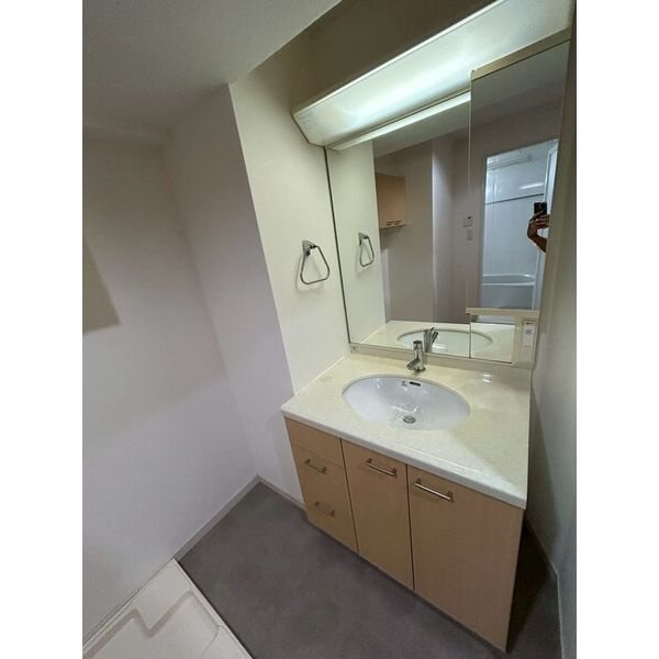 CITY　SPIRE難波プレミアの洗面所