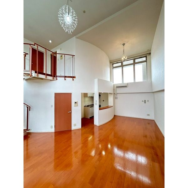 CITY　SPIRE難波プレミアの居間・リビング