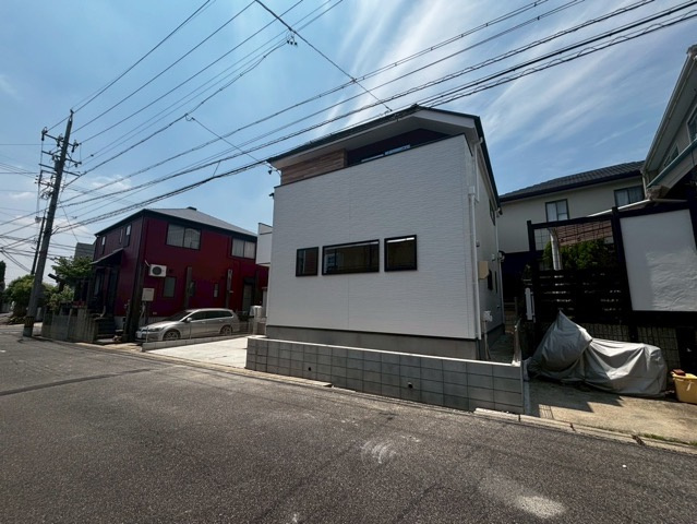 ケイアイスタイル日進市梅森台1期　全1棟　新築戸建の前面道路含む現地写真