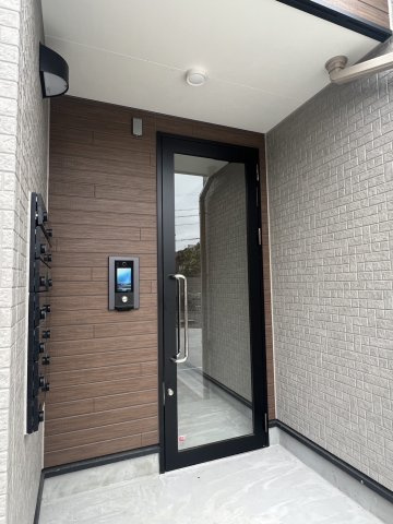 セナリオフォルム北国分のエントランス