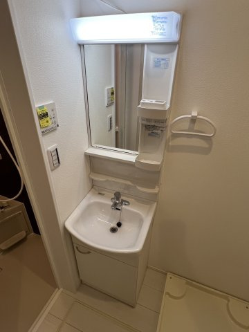 セナリオフォルム北国分の独立洗面台