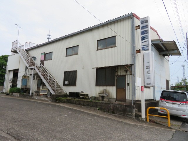 川越市大字古谷本郷の倉庫の外観