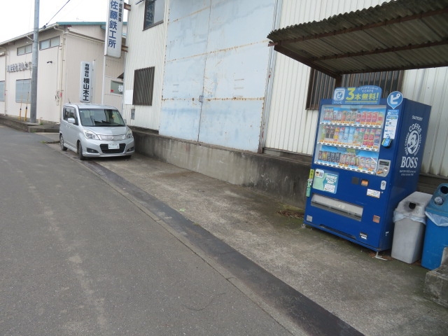 川越市大字古谷本郷の倉庫の周辺