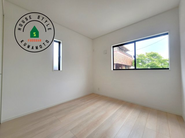 熊本市南区並建町第3-1棟（1号棟）の洋室|各部屋収納を備えており過ごしやすいお家です！