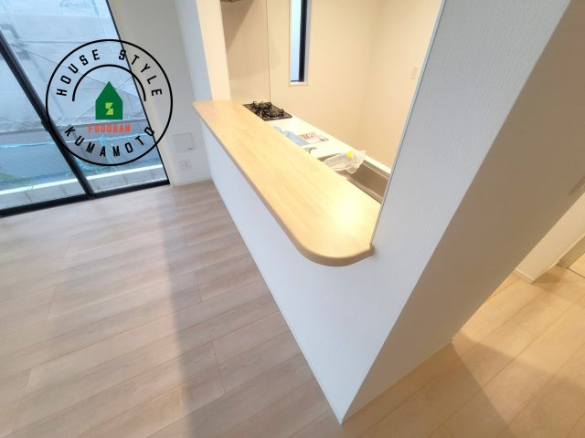 熊本市南区並建町第3-1棟（1号棟）のダイニング|ダイニングとリビングのメリハリが付けやすい空間設計になっています。