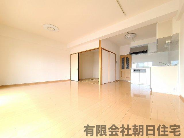 【居間・リビング】 | ネオハイツ松江 | おしゃれな居間です