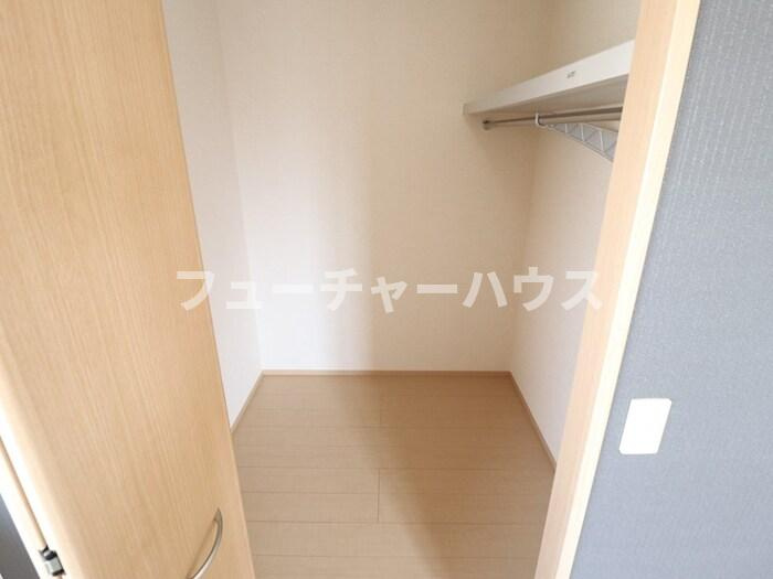 メイプルヒル　Ｉ棟の収納
