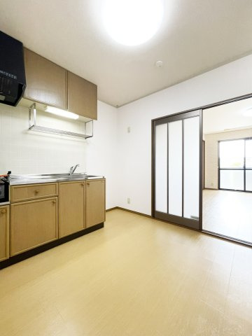 フロラシオン川内　Ⅱ棟の居間・リビング