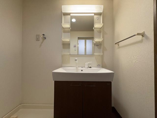 レアルAの洗面所|洗髪洗面化粧台