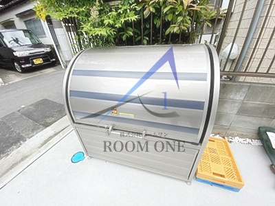 Ｇｌａｎｚ王子神谷のその他共用部分|集合ポストです。敷地内ゴミ置き場です。