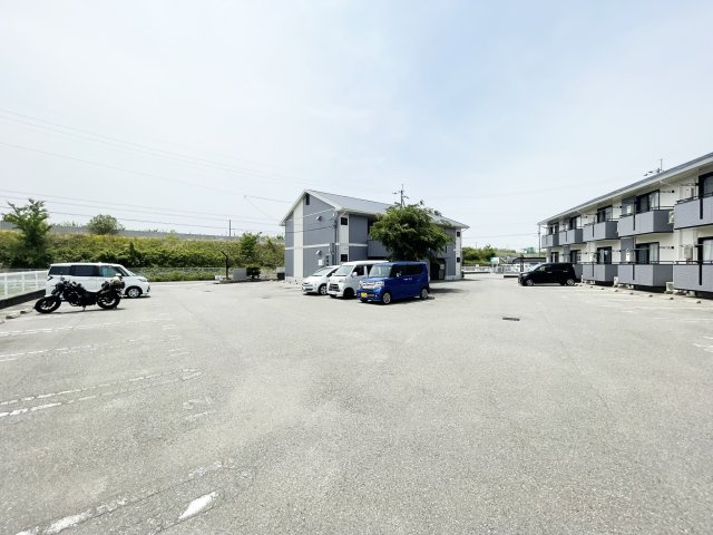 プレステージュ２１　Ⅰ棟の駐車場