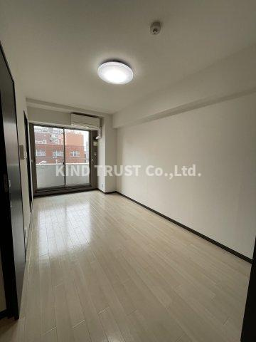 新栄プロパティーTEN8の居間・リビング|ゆったりとしたリビングです