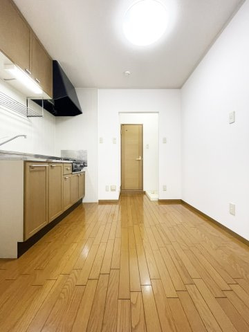 ドミール古川 C棟の居間・リビング