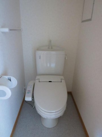 シャン・ドゥ・フルールのトイレ|ゆったりとした空間のトイレです
