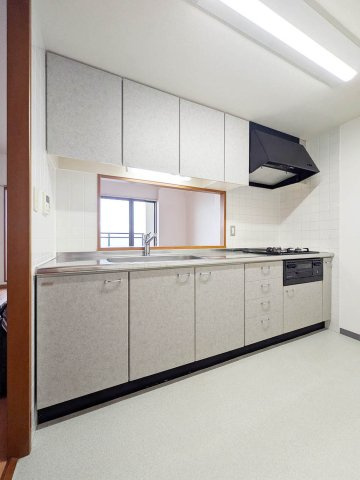 東急ドエル・アルス三田中央A棟のキッチン