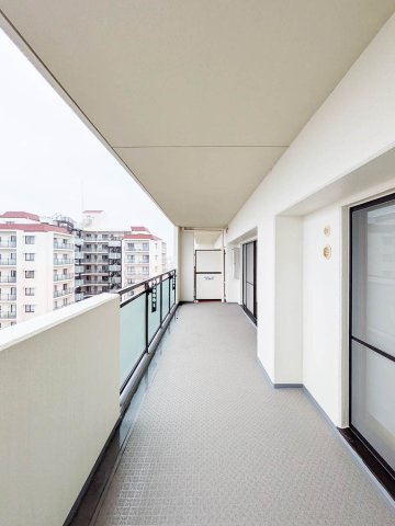 東急ドエル・アルス三田中央A棟のバルコニー