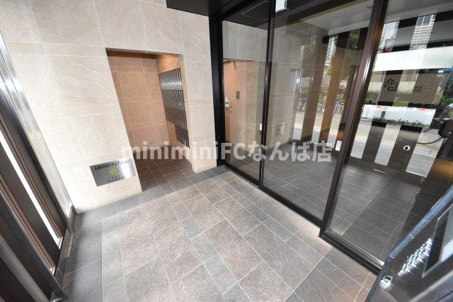 プレサンス難波駅前