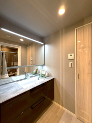 【独立洗面台】