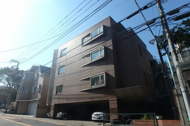 保坂レジデンスの外観