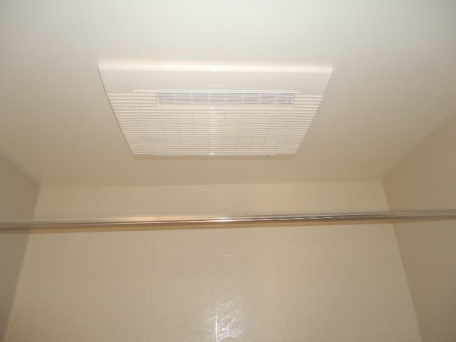 フォレストヴィラ本江のその他|浴室乾燥機