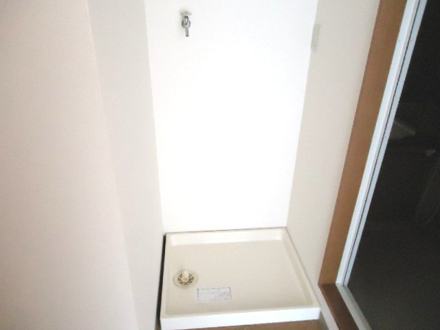 フォレストヴィラ本江のその他|洗濯機置場