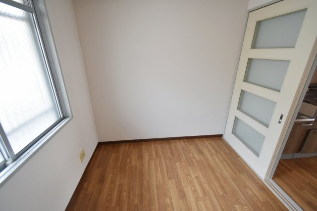 メゾンアイリスの洋室