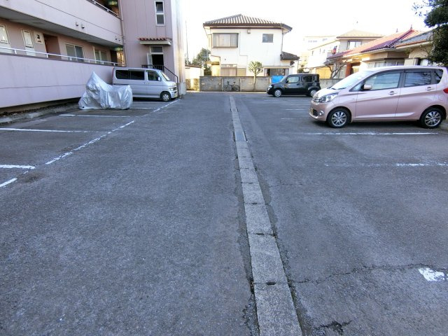 パークマンション天神の駐車場