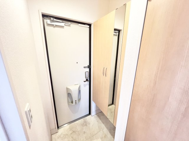 サザンハート吉岡の玄関|※別部屋参考写真