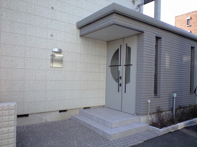 メゾン　コンフォールのエントランス|エントランス部分オートロック付