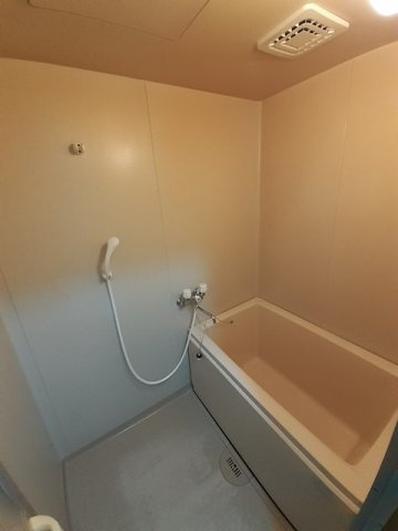 アーバン不知火の浴室