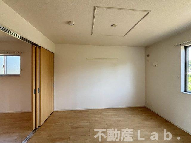 フェニックスの洋室