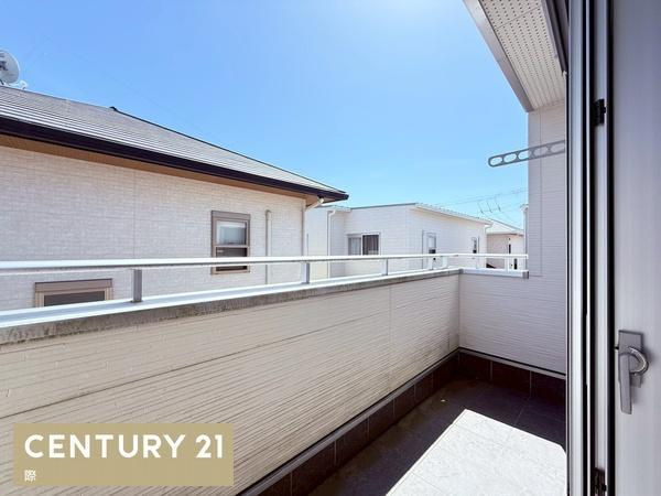 海南市岡田　中古戸建のバルコニー