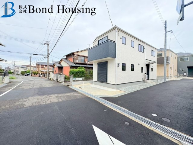 長期優良住宅　錦が丘1丁目　新築３区画　1号棟の前面道路含む現地写真