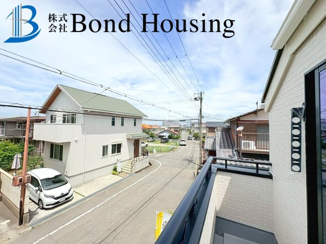 長期優良住宅　錦が丘1丁目　新築３区画　1号棟の前面道路含む現地写真