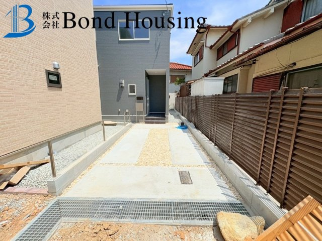 BELS取得　錦が丘1丁目　新築３区画　3号棟の駐車場