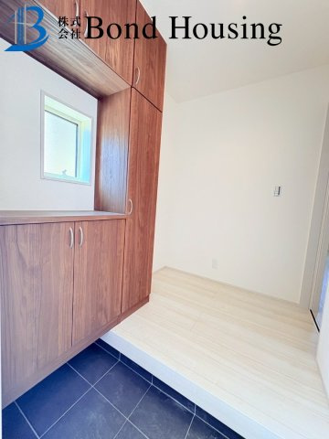 BELS取得　錦が丘1丁目　新築３区画　3号棟の玄関