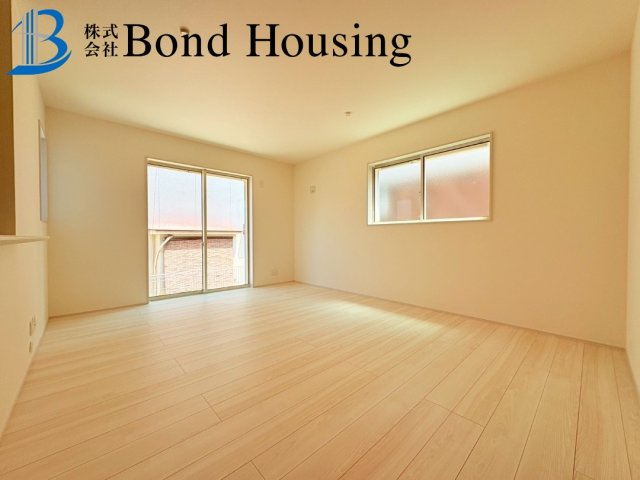 BELS取得　錦が丘1丁目　新築３区画　3号棟の居間・リビング