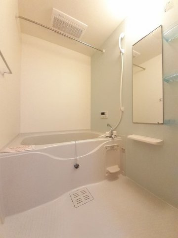 メゾン・ベル・カルムⅠの浴室