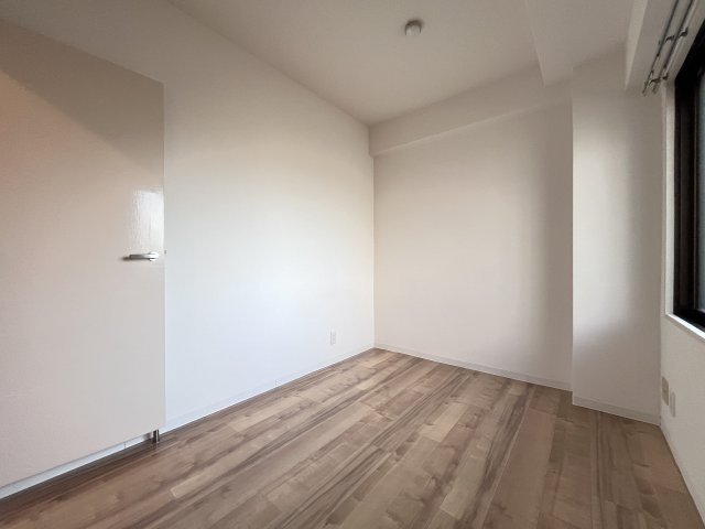 グレース南住吉の洋室